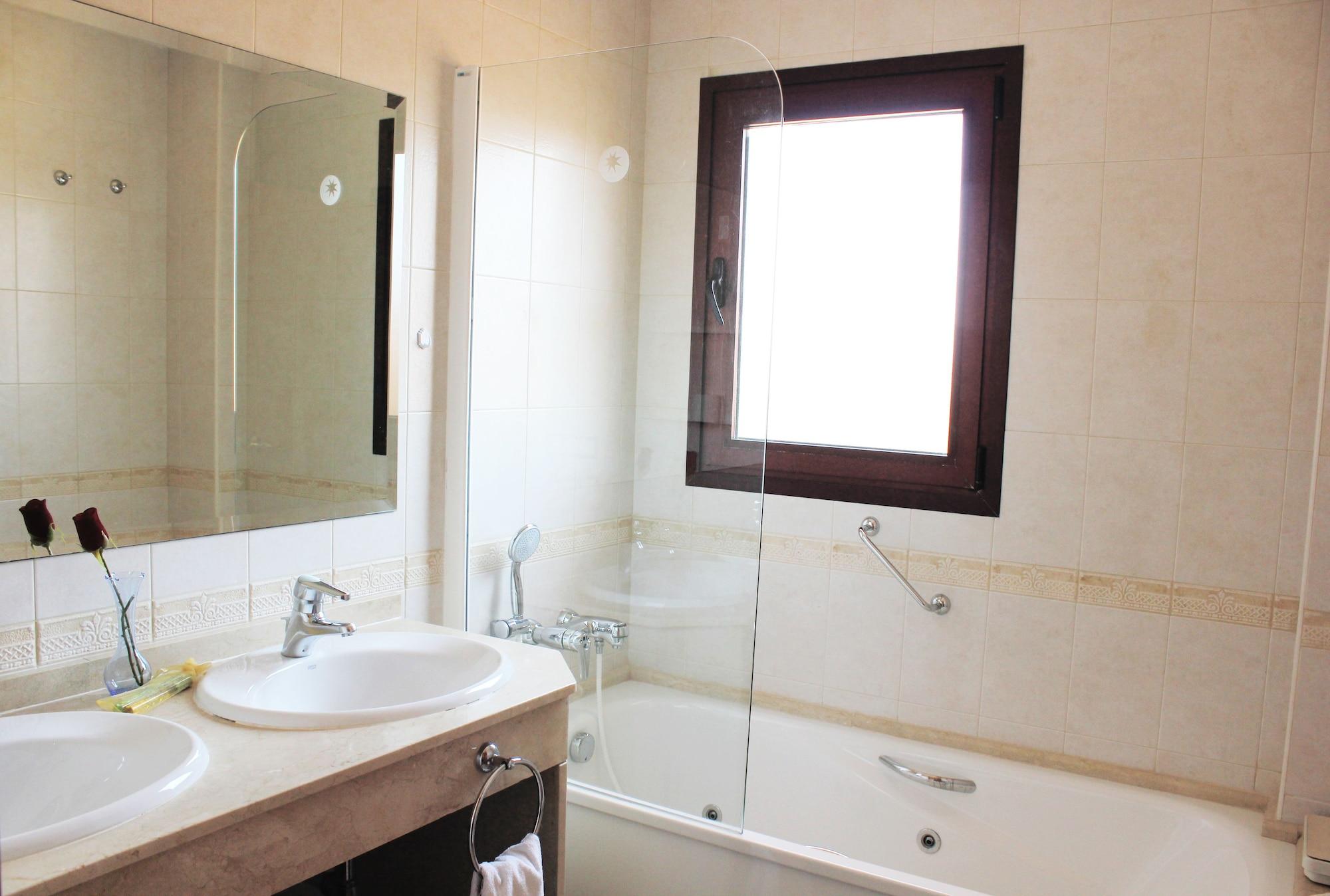 Apartamentos Albir Confort - Avenida III El Albir Eksteriør billede